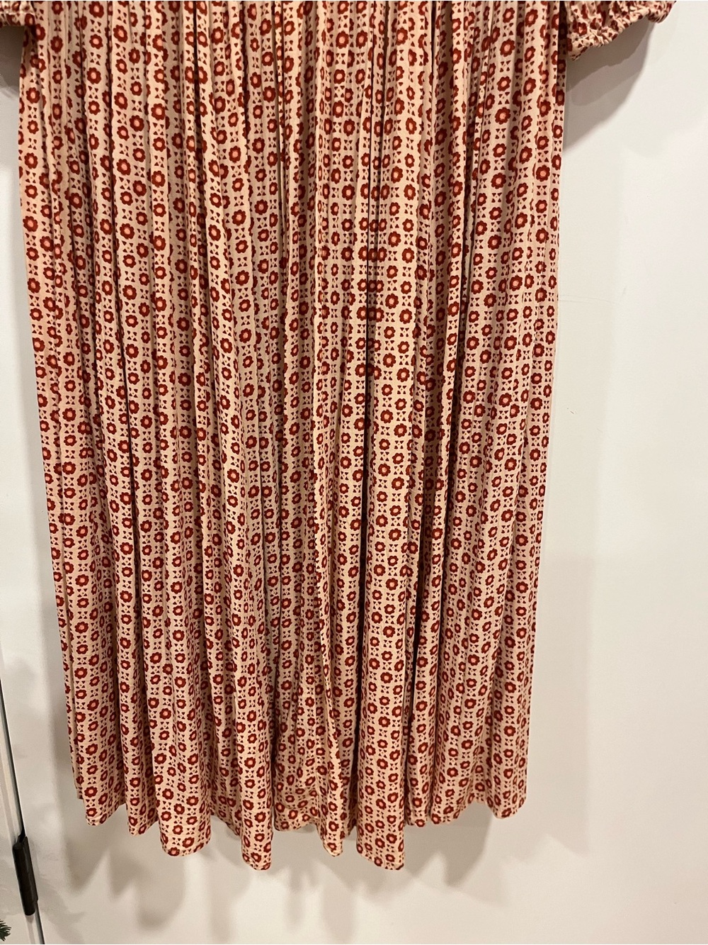 Free People Smocked Waist Maxi Dress in Dusty Rose Print - Picture 5 of 7